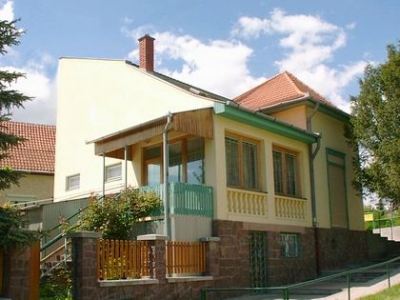 Erika Holiday House