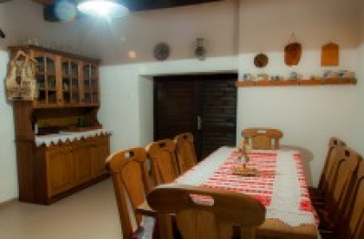 Péringer Pince Vendégház Balatoncsicsó