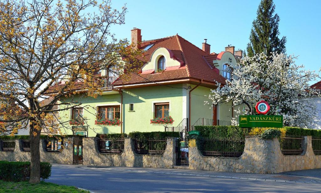 Vadászkürt Panzió Sopron